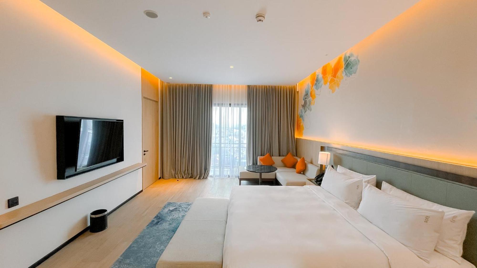 Holiday Inn Lampung Bukit Randu By Ihg Bandar Lampung Exteriör bild